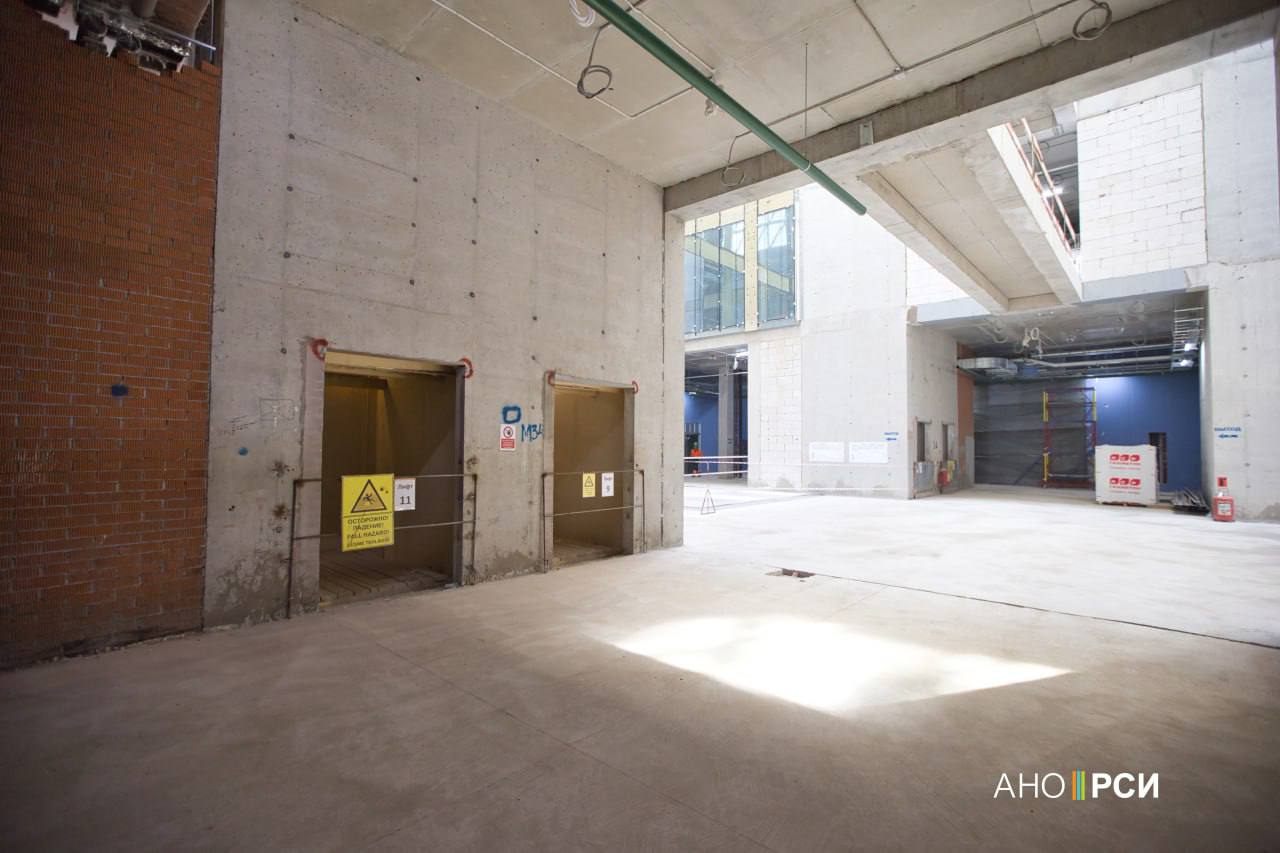 В новом многопрофильном комплексе больницы святого Владимира оборудуют 31 лифт