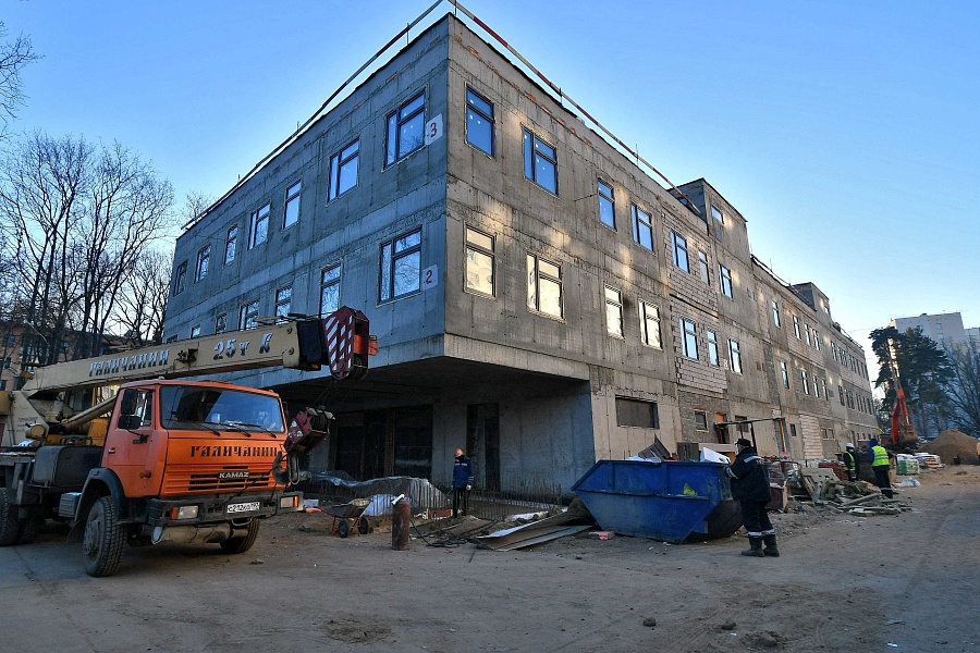 Начало работ по устройству кровли 