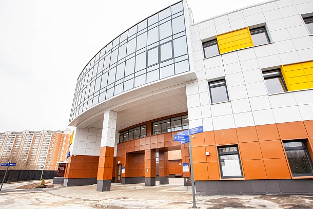 Подстанция скорой медицинской помощи на 20 машиномест