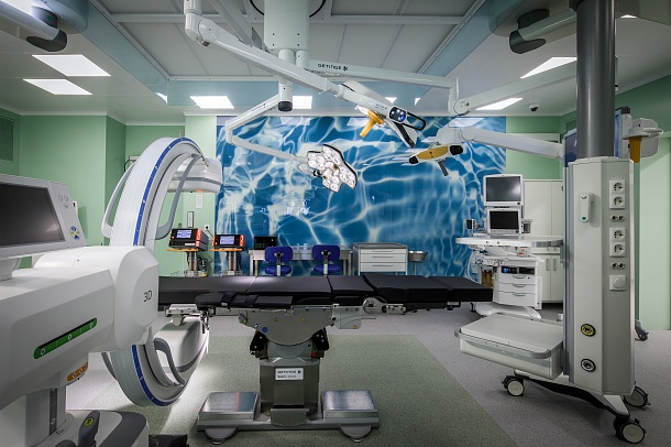 Флагманский центр с вертолетной площадкой на территории «НИИ СП им. Н.В. Склифосовского»